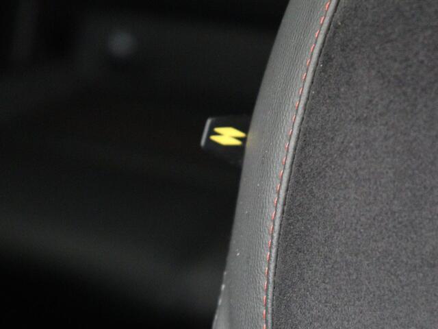 Renault Arkana 1.6 E-Tech Hybrid 145 R.S. Line | Panoramadak | Leder/Alcantara | Trekhaak | Stoelverwarming | Adaptive cruise | Camera | Carplay | Keyless | Park Assist | Full LED | Navigatie | Stuurverwarming