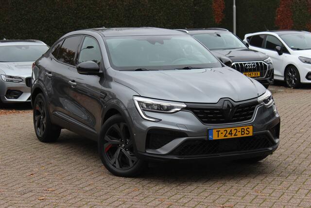 Renault Arkana 1.3 TCe 140 R.S. Line / Camera / Leder / 18'' / Bose / Keyless / Sfeerverlichting / Navigatie / Dodehoek / DAB / ACC / Stoelverwarming