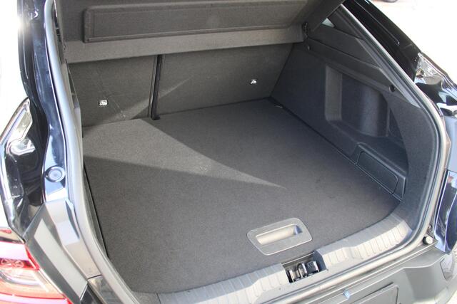 Renault Arkana 1.6 E-Tech Hybrid Engineered | Adaptieve Cruise Control | Stuur+Stoelverwarming | Dodehoekherkenning |