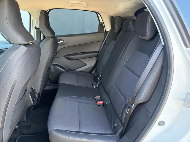 Renault Arkana 1.3 TCe 140 EDC Automaat / Apple Carplay & Android Auto / Achteruitrijcamera / Cruise Control / Keyless entry en go / Automatische Airco / 17" Lichtmetalen velgen