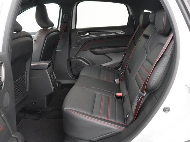 Renault Arkana 1.3 TCe 140 | Leder | Stoel & Stuurverwarming | Adaptive Cruise | Camera | Sfeerverlichting | Carplay | Bose