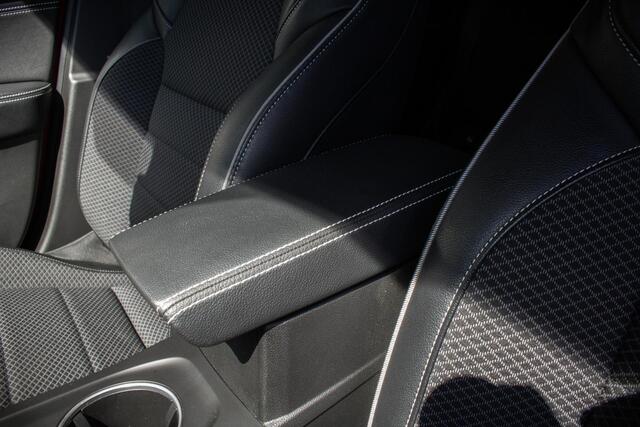 Renault Arkana mild hybrid 140 EDC techno | Stoel- en stuurwiel verwarming | Achteruitrijcamera | Adaptieve cruise control |