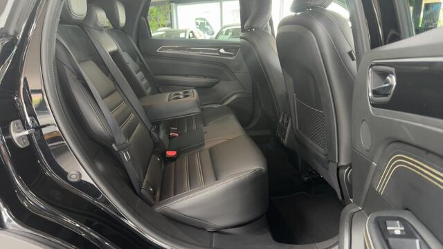 Renault Arkana 1.6 E-Tech hybrid 145 E-Tech Engineered Panoramadak