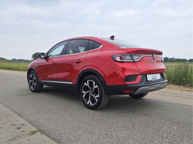 Renault Arkana 1.3 TCe Mild Hybrid - 140 Pk - Euro 6 - AUTOMAAT - ParkeerCamera - Climate Control
