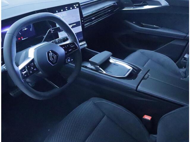 Renault Austral 1.2 E-Tech Hybrid 200 Iconic Esprit Alpine