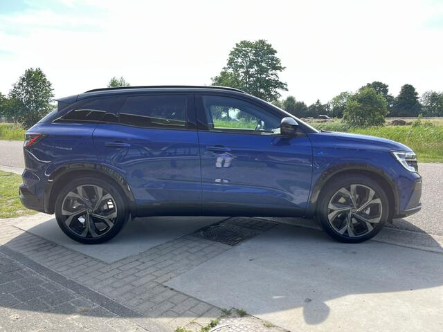 Renault Austral 1.2 E-Tech full hybrid 200 iconic esprit Alpine / Panorama dak / Harman/Kardon / Keyless / Blind spot warning /