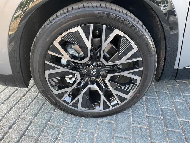 Renault Austral 1.2 E-Tech full hybrid 200 iconic esprit Alpine / 4 CONTROL / PACK LIGHT & SOUND / AROUND VIEW CAMERA / PACK VISION