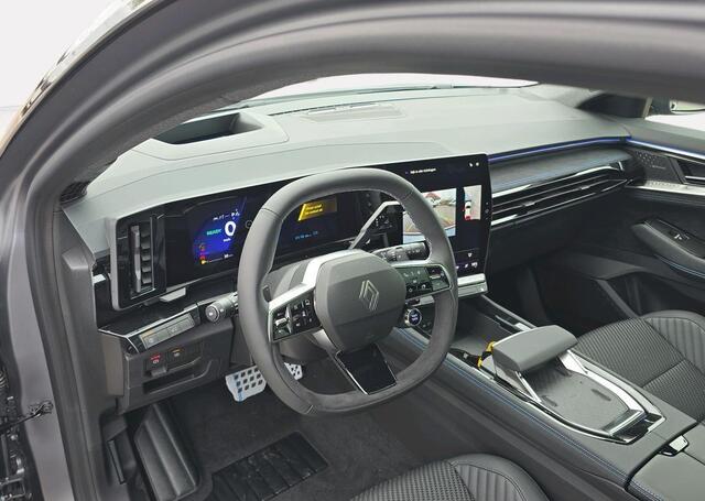 Renault Austral 1.2 E-Tech full hybrid 200 iconic esprit Alpine - NIEUW MODEL / 4CONTROL advanced / pack vision / pack light & sound / pack around view camera