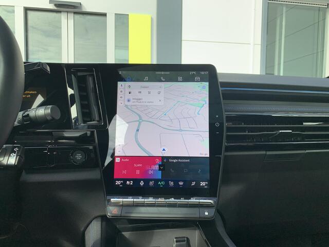 Renault Austral 1.2 E-Tech full hybrid 200 iconic esprit Alpine | Panoramisch glazen dak | Harman Kardon | 4CONTROL | Head-up display | Matrix LED | Trekhaak afneembaar