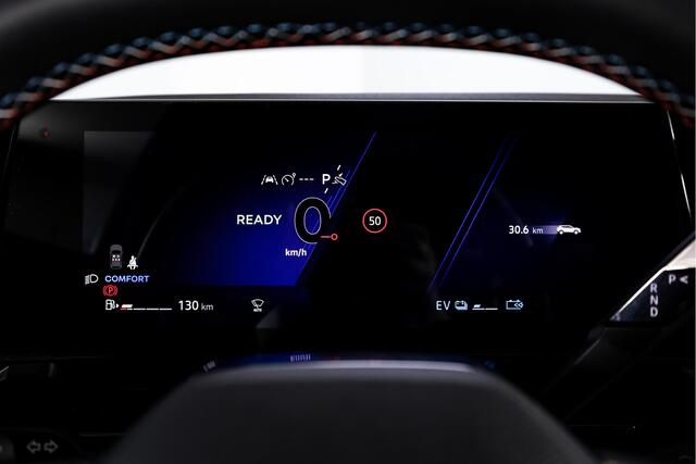 Renault Austral 1.2 E-Tech full hybrid 200 techno esprit Alpine | Dig. Cockpit | Adapt. Cruise | Stoel-+Voorruitverw. | PDC | Camera | NAV + App. Connect | ECC | DAB | LM 20" | 7621