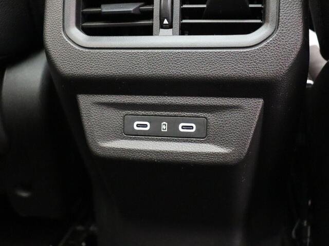 Renault Austral E-Tech full hybrid 200pk techno | Panoramisch vast glazen dak | Blind spot warning |