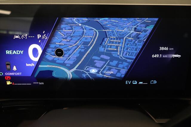 Renault Austral 1.2 E-Tech full hybrid 200 iconic esprit Alpine | 360° Camera | Matrix LED koplampen | Head up display | Elektr. voorstoelen & achterklep | Adaptieve cruise control |