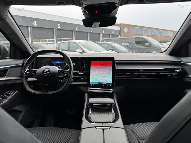 Renault Austral 1.2 E-Tech full hybrid 200 techno esprit Alpine / PARKEERSENSOREN + CAMERA / CLIMATE CONTROL / LICHTMETALEN VELGEN / APPLE & ANDROID CARPLAY