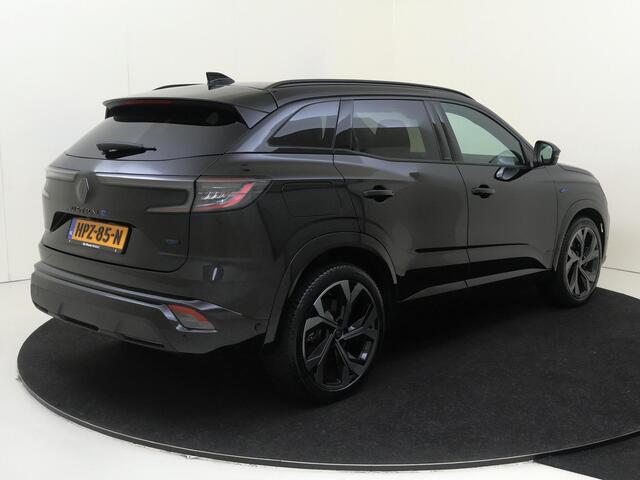 Renault Austral 1.2 E-Tech full hybrid 200 iconic esprit Alpine Navigatie | Panorama dak | Harman & Kardon | Automatische Achterklep | Heads-Up Display