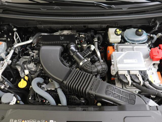 Renault Austral 1.2 E-Tech full hybrid 200 iconic esprit Alpine Navigatie | Panorama dak | Harman & Kardon | Automatische Achterklep | Heads-Up Display