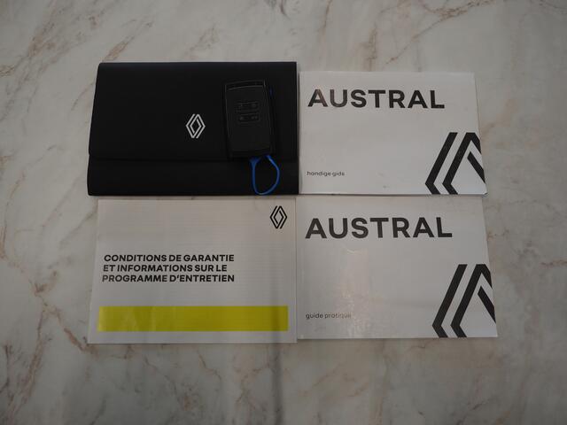 Renault Austral 1.2 E-Tech full hybrid 200 iconic esprit Alpine | Panoramadak | Massage | 4 Control | Harman/Kardon | 360 | HUD | Keyless | Carplay