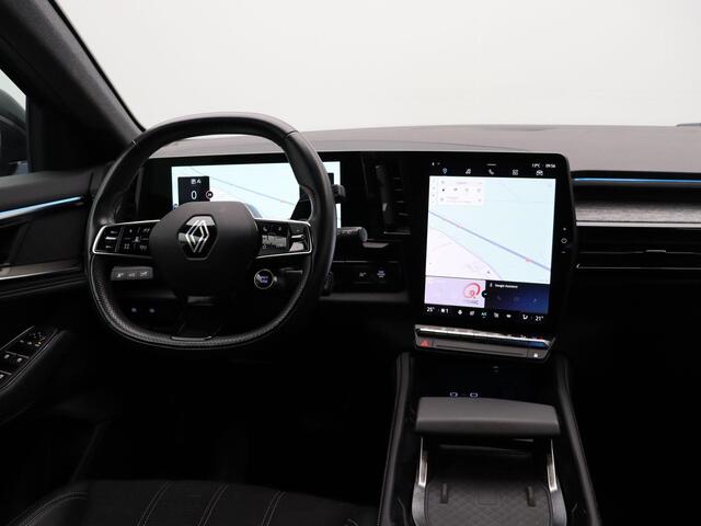 Renault Austral 1.2 mild hybrid Techno | 1800kg trekgewicht | Trekhaak | Stoel-stuur-voorruit verwarming | Adaptive Cruise Control | Elektrisch verstelbare stoelen |