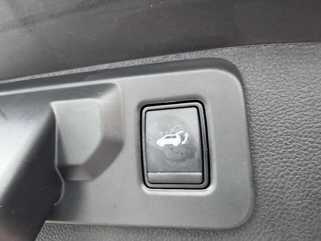 Renault Austral 1.2 E-Tech 200 iconic+Panodak+Trekhaak!!