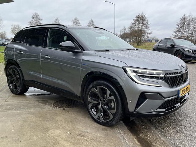 Renault Austral 1.2 E-Tech full hybrid 200PK iconic esprit Alpine / 4-Control / Harman Kardon / Panorama dak / LMV /