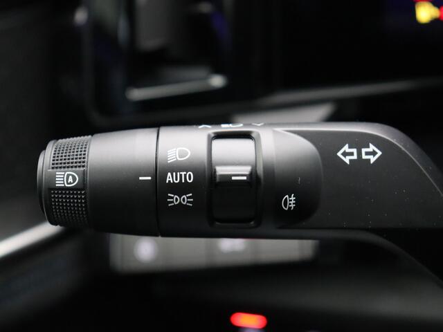 Renault Austral Iconic esprit Alpine Hybrid 200 | Achteruitrijcamera | Blind Spot Warning | Elektrisch verwarmbare voorstoelen