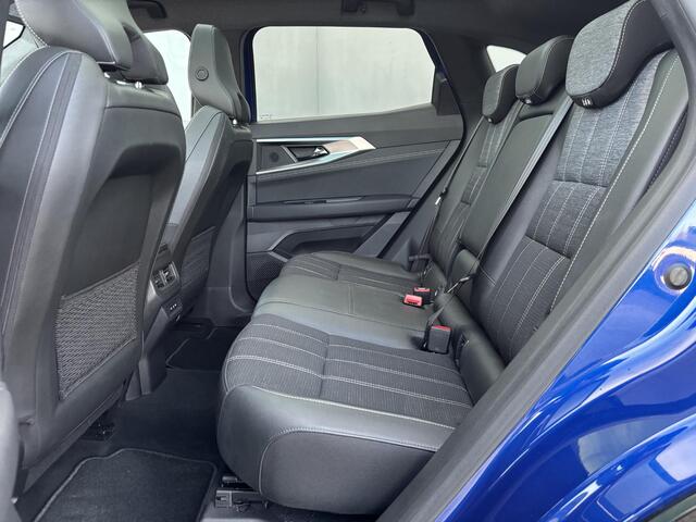 Renault Austral 1.2 E-Tech full hybrid 200 techno / Fabrieksgarantie tot 03-2028 / Panoramadak / Trekgewicht 1500 kg / Pack Look / 360 Rondomzicht camera / Apple Carplay Android Auto / Adaptief cruise control / Keyless Entry/Start / Draadloze telefoon lader /