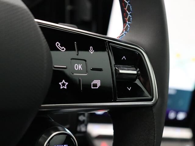 Renault Austral Iconic esprit Alpine Hybrid 200 | Achteruitrijcamera | Blind Spot Warning | Elektrisch verwarmbare voorstoelen