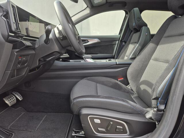 Renault Austral 1.3 mild hybrid 160 X-tronic techno esprit Alpine / Fabrieksgarantie tot 05-2027 / All season banden / Panoramadak / Trekgewicht 1800 kg / Elektrische achterklep / Adaptief cruise control / Achteruitrijcamera / Apple Carplay Android Auto /