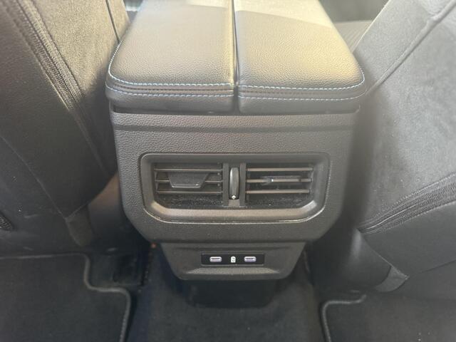 Renault Austral 1.2 E-Tech full hybrid 200 Techno Esprit Alpine | Apple CarPlay / Android Auto | Achteruitrijcamera | Draadloze telefoonlader |