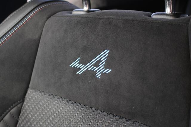 Renault Austral 1.2 E-Tech full hybrid 200 iconic esprit Alpine | Adaptieve Cruise Control | Dodehoek Detectie | Stoel en Stuurverwarming |