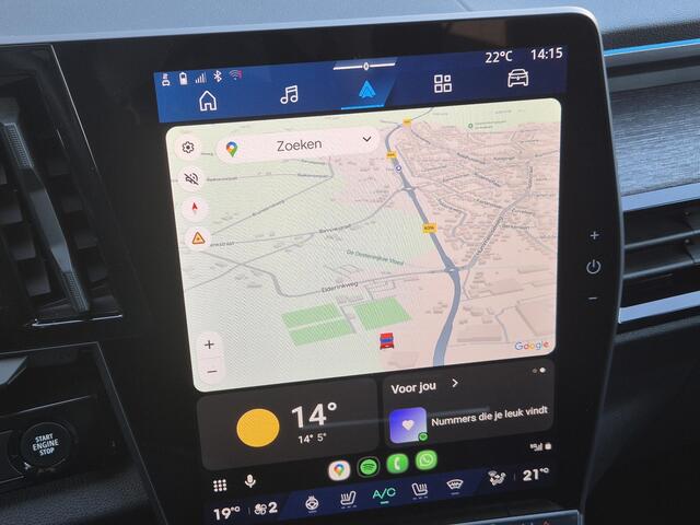 Renault Austral 1.3 mild hybrid 160 techno Automaat / Fabrieksgarantie tot 07-2026 / Adaptieve Cruise control / Pack Solid / Trekgewicht 1800 kg / Panoramadak / Apple Carplay Android Auto / Elektrische achterklep / Stuur-, Stoel en Voorruit verwarming / Achteruitrijcamer