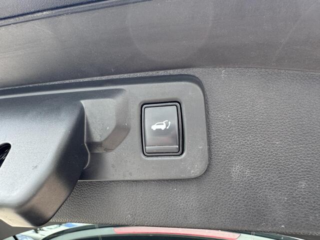 Renault Austral 1.2 E-Tech full hybrid 200 Iconic+Harman Kardon!!