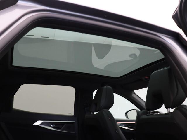 Renault Austral 1.2 E-Tech full hybrid 200 techno esprit Alpine | Stoel-stuur verwarming | Adaptieve cruise control | Elektrische voorruit verwarming | 360' graden camera |