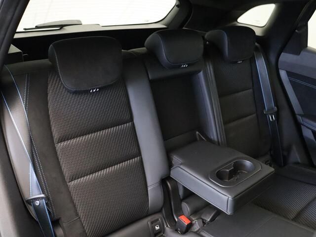 Renault Austral E-Tech full hybrid 200pk iconic esprit Alpine | Stoel- en stuurwielwarming | Elek. bedienbare stoelen |