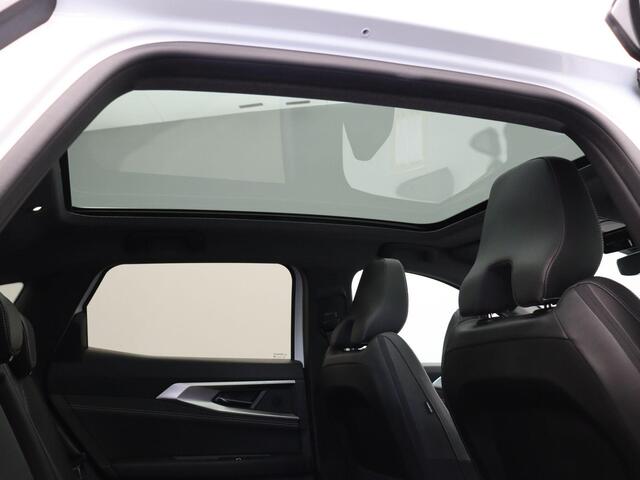 Renault Austral 1.3 mild hybrid 160 X-Tronic techno | 1800kg Geremd | Panoramisch dak | Elek. bedienbare stoelen | Voorruitverwarming | Stoel- en stuurwielverwarming |