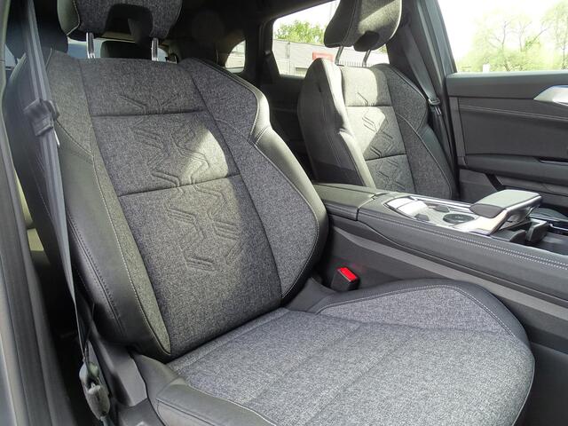 Renault Austral 1.2 E-Tech full hybrid 200 techno NU 5 JAAR GARANTIE! / TWO-TONE METALLIC LAK / RESERVEWIEL