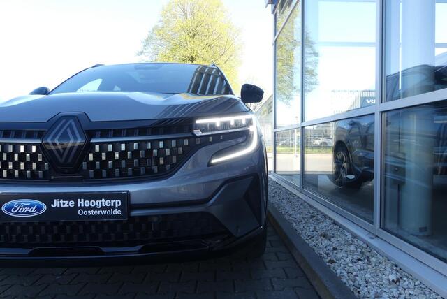 Renault Austral 1.2 E-Tech full hybrid 200 iconic esprit Alpine PANO, HUD, MEMORY, MASSAGE, 360° CAMERA, 4CONTROL, WINTER PACK, ADAPT. CRUISE, CLIMA, NAVI, PDC V&A, APPLE CARPLAY/ANDROID AUTO, BLIS, KEYLESS, HARMAN KARDON, ELEKT. ACHTERKLEP, 36.152KM