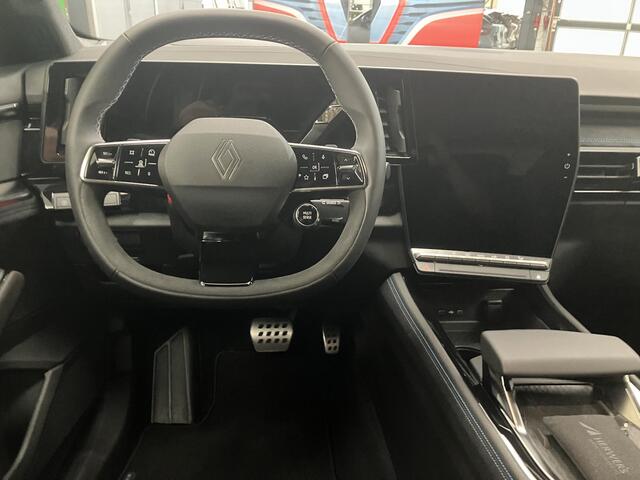 Renault Austral 1.2 E-Tech full hybrid 200 iconic esprit Alpine / Demonstratieauto / All seasonbanden / Google Maps Navigatie / Memoryseats / Camera / Adaptive Cruise Control / Stoel- en Stuurverwarming / Verwarmde Voorruit / Elektrische Kofferbak /