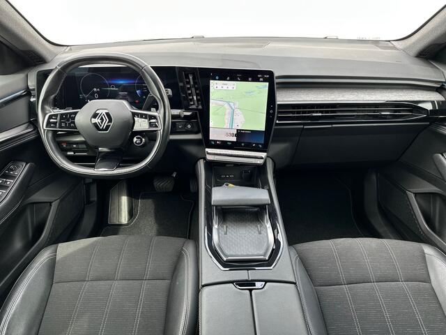 Renault Austral 1.3 mild hybrid CRUISE / CAMERA / PDC / ALL SEASON / TREKHAAK