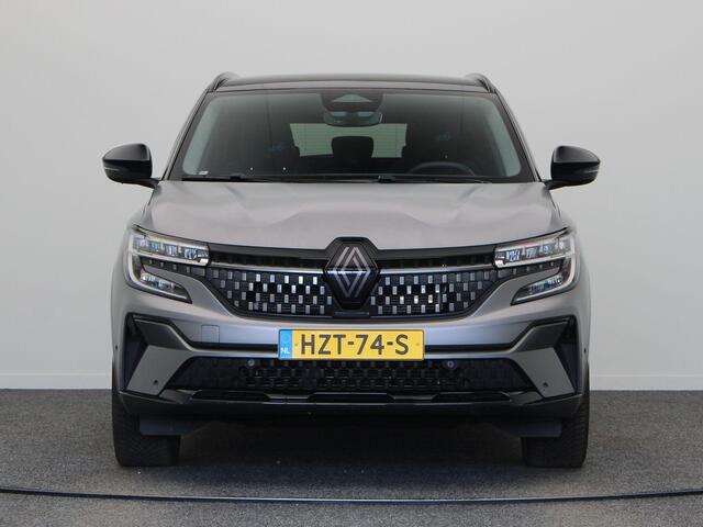 Renault Austral 1.2 E-Tech full hybrid 200 iconic esprit Alpine | Voorruitverwarming | Stoelverwarming | Adaptieve cruise control | Elektrisch bedienbare stoelen | Elektrische achterklep |