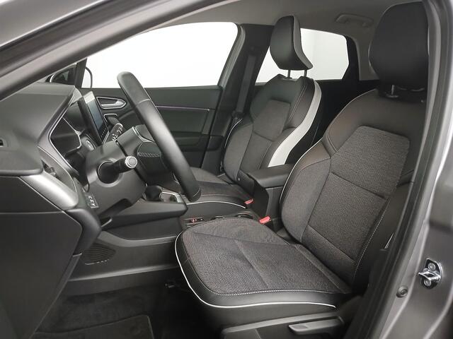 Renault CAPTUR 1.0 TCe 100 Intens | Climate Control | Cruise Control | Lichtmetalen velgen 17" | Apple Carplay/Android Auto | Parkeersensoren voor, achter en achteruitrijcamera