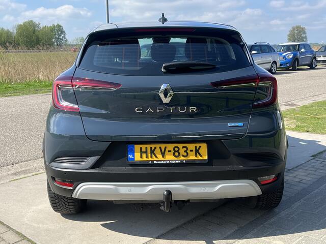 Renault CAPTUR 1.6 E-Tech Plug-in Hybrid 160 Intens / Trekhaak / Apple Carplay - Android Auto / PDC. Achter / Keyless / Armsteun / Lane assist / Climate /