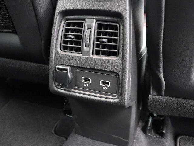 Renault CAPTUR E-Tech Plug-in Hybrid 160 R.S. Line | Stuur-Stoelverwarming | Grootscherm Navigatie | Adaptieve cruise control |