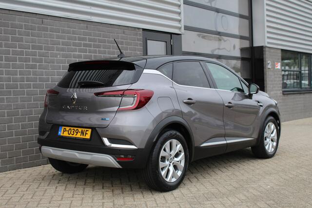 Renault CAPTUR 1.6 E-Tech Hybrid 145 Intens / Carplay / Camera / N.A.P.