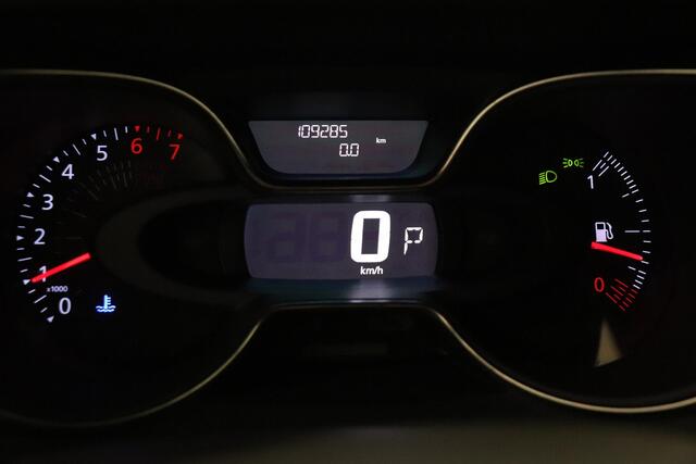 Renault CAPTUR 1.2 TCe Intens | Camera | Navigatie | LED koplampen | Android Auto | Parkeersensoren | Trekhaak |