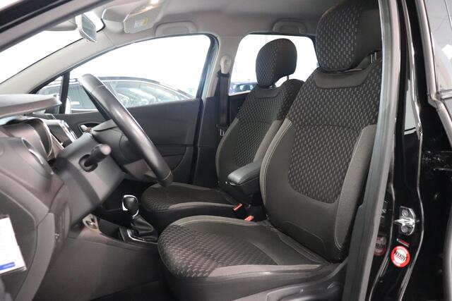 Renault CAPTUR 1.2 TCe Intens | Camera | Navigatie | LED koplampen | Android Auto | Parkeersensoren | Trekhaak |