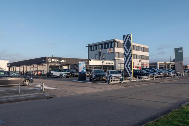 Renault CAPTUR 90pk Intens | Verwacht! | Trekhaak! | Led Verlichting | Stoelverwarming | Camera |