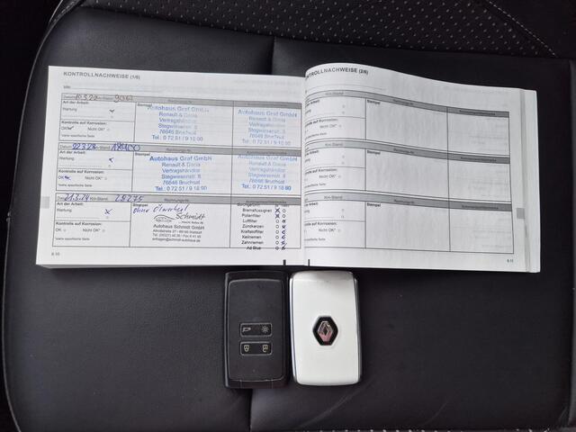 Renault CAPTUR 1.6 E-Tech Plug-in Hybrid 160 Edition One Automaat / Easy Life Pack / Pack Siège / Apple Carplay Android auto / Glazen schuif- en kanteldak / Adaptief CC / Rondomzicht camera / Bose Audio Systeem / Stoelverwarming / Keyless Entry/Start /