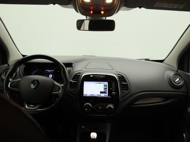 Renault CAPTUR TCe 90 Intens | R-Link navigatie | Climate Control | Easy Life Pack: sensoren rondom met achteruitrijcamera en (semi-) automatisch inparkeren | 17 inch lichtmetalen velgen | Two-tone metaalkleur |