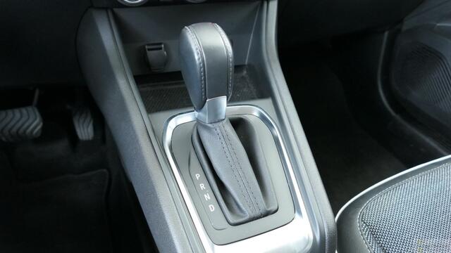 Renault CAPTUR TCe 140 EDC Automaat Intens
