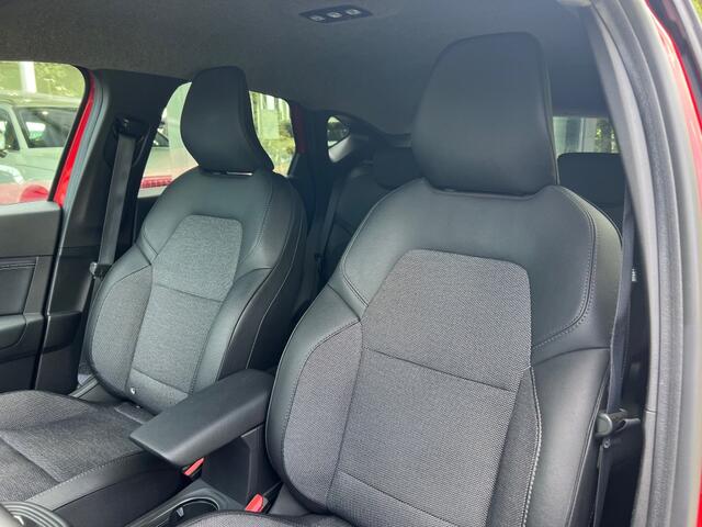 Renault CAPTUR 1.6 E-Tech Hybrid 145 Rive Gauche